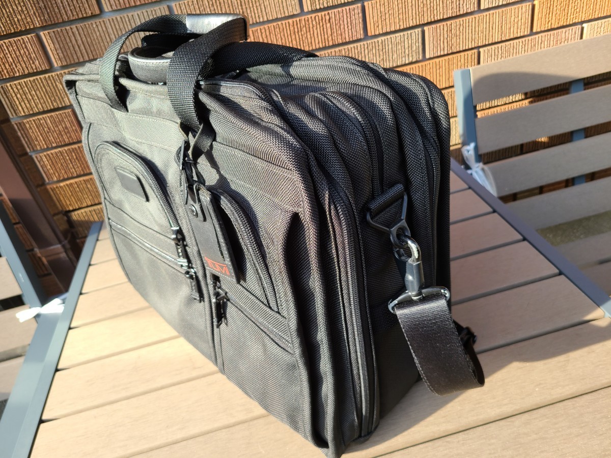 TUMI (トゥミ) Tumi【2674D3】ビジネスバッグ 黒 メンズ 2WAY コンピューター ブリーフケース大容量 ノートPC収納可 通勤 出張 美品 綺麗_画像7