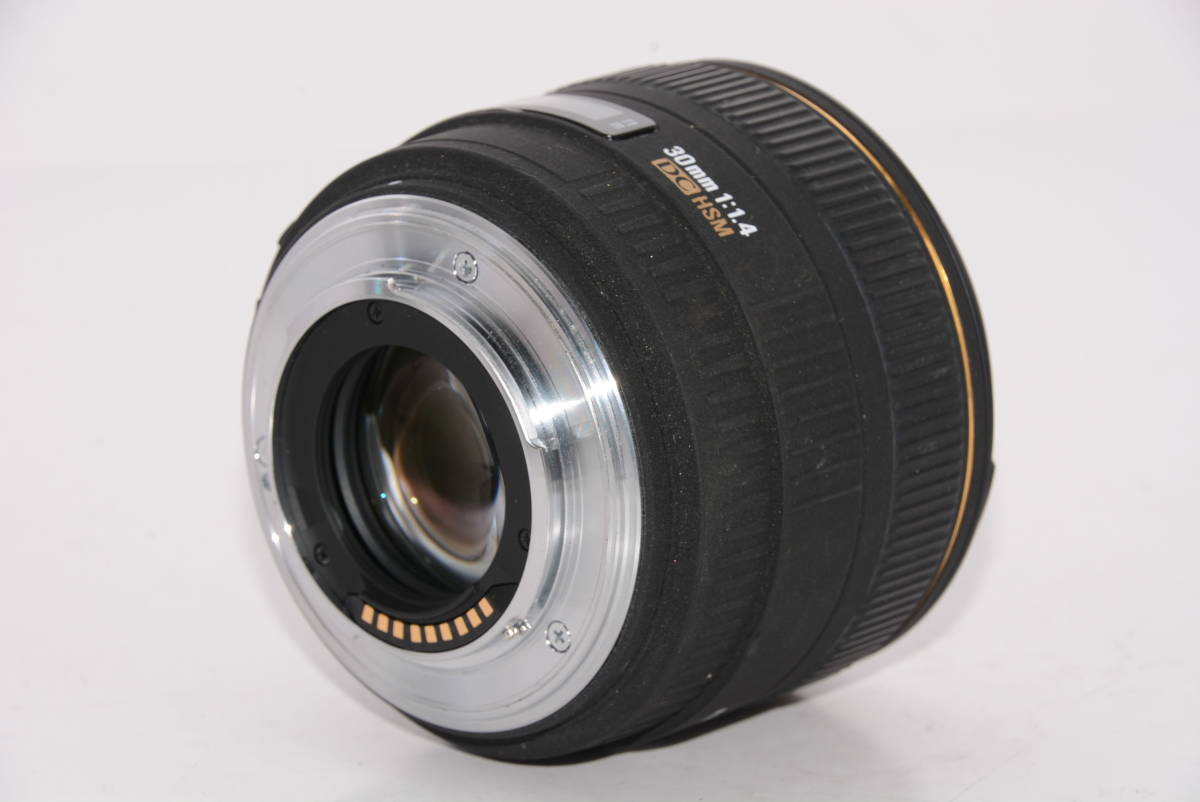 【外観特上級】SIGMA 単焦点標準レンズ 30mm F1.4 EX DC HSM マイクロフォーサーズ用　#t7052_画像2