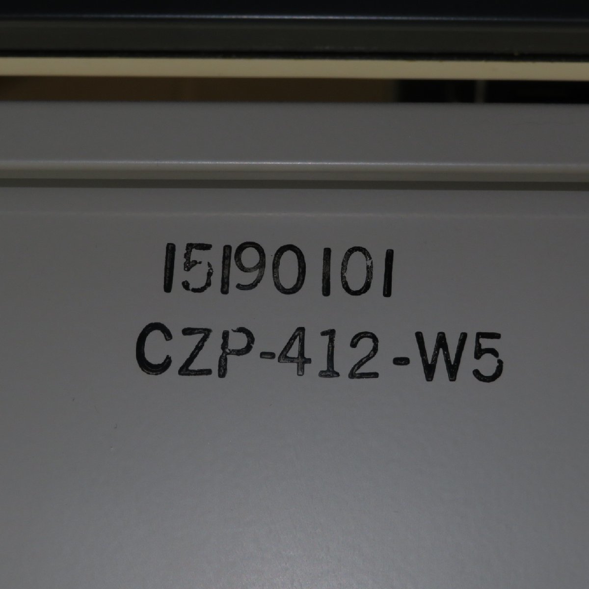 定番 ITOKI イトーキ CZP-412-W5 片袖デスク ニューグレー 鍵付き