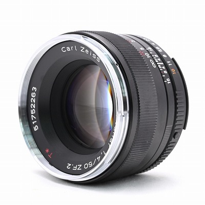 季節のおすすめ商品 ≪新品級≫ Carl Zeiss Planar T* 50mm F1.4 ZF.2