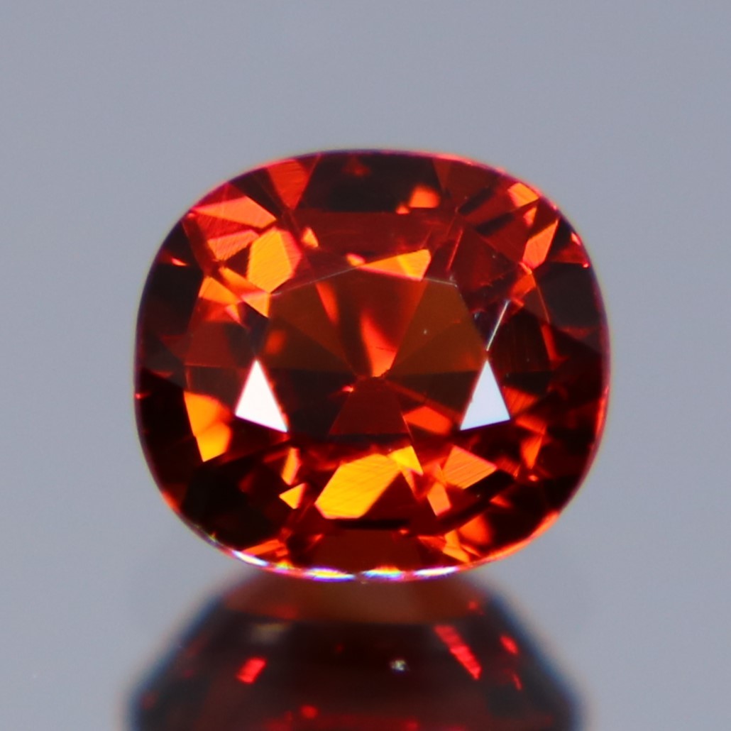 天然スペサルティンガーネット 0.61ct【Z632】_画像2