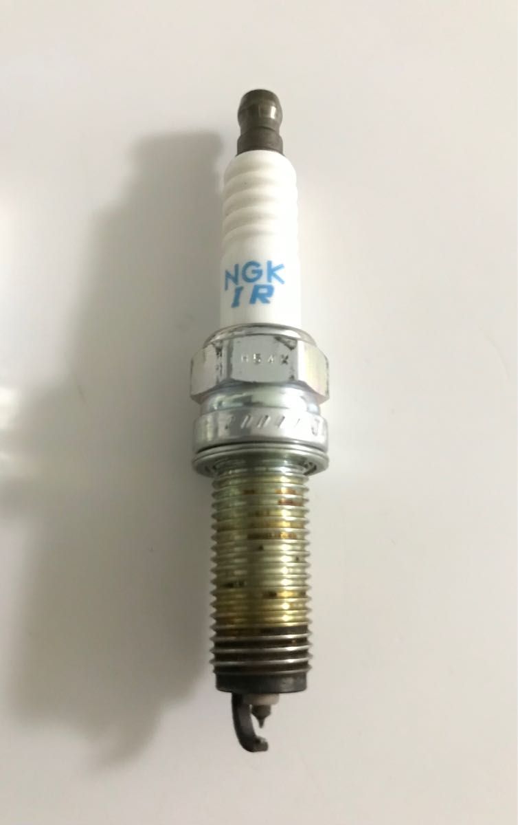ダイハツ純正 SILKR6D10G NGKイリジウムスパークプラグ×3本 ダイハツ純正 SILKR6D10G NGKイリジウムスパークプラグ×3本
