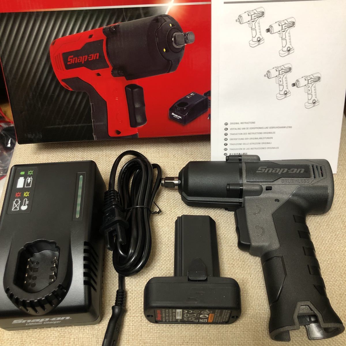 新品 新型 スナップオン 充電式 電動インパクトセット CT861