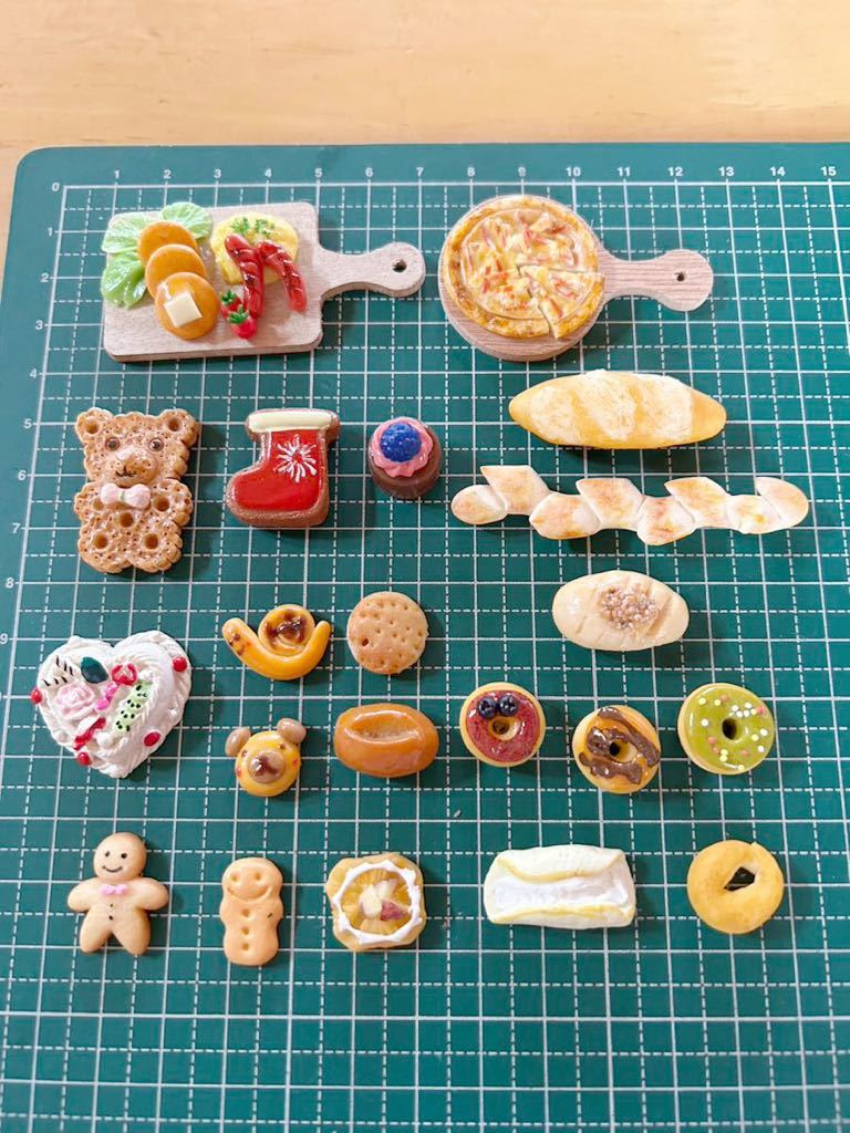 Yahoo!オークション - ミニチュア フード パン デコパーツ スイーツ