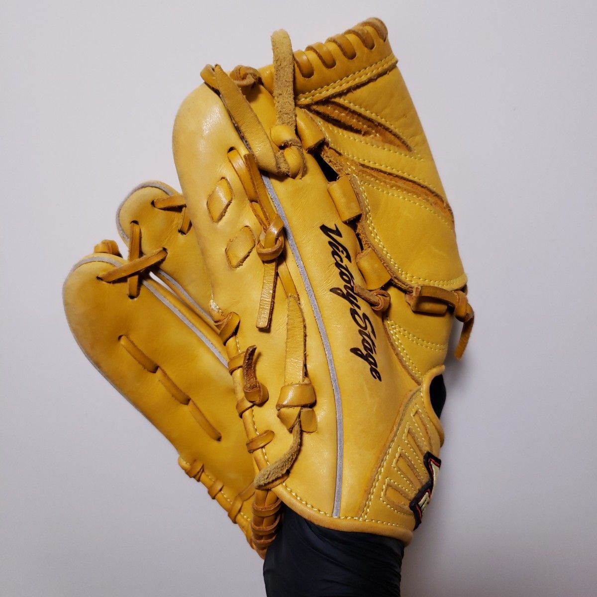 ミズノ 一般軟式 投手用グラブ MIZUNO 田中将大モデル 左投げ用 ミズノ 一般軟式 投手用グラブ MIZUNO 田中将大モデル 左投げ用