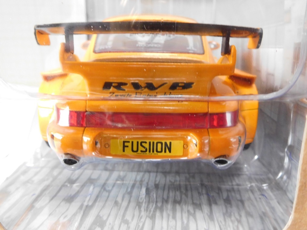 * Solido 1/18 Porsche 964 RWB Rauh Welt Hibiki orange 2016