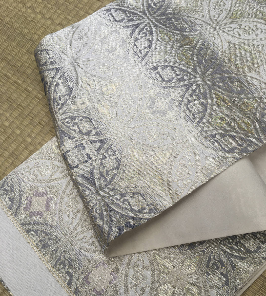 参考上代89.0万円】別注品 工芸品 高級な螺鈿細工 名門機屋謹製 吉祥金
