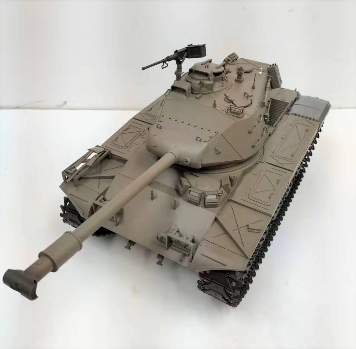 1/16サイズ戦車ラジコン　US　M41ウォーカーブルドッグ　ヘンロン3839-1　基板7.0　新型バッテリー端子