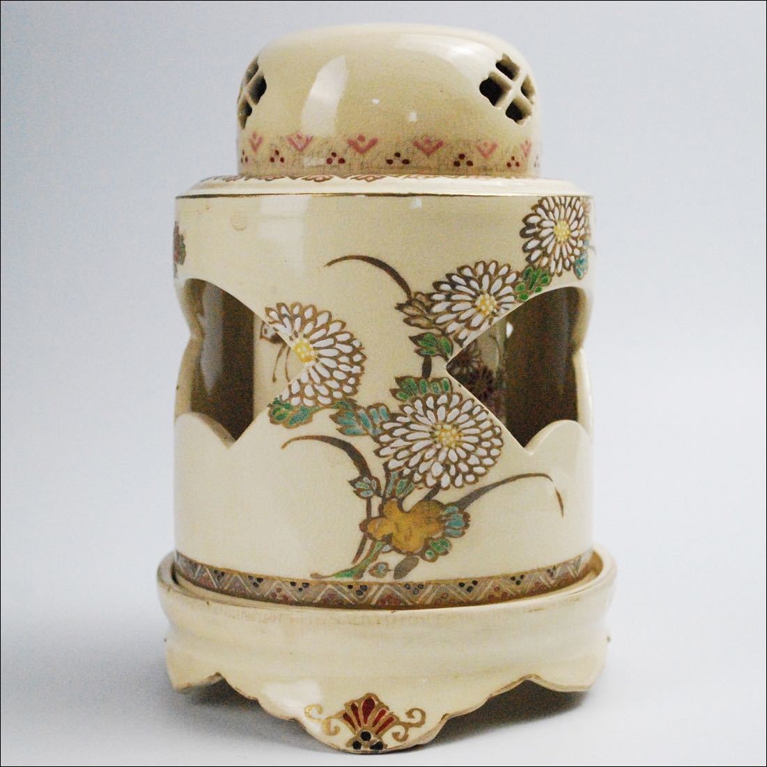 薩摩焼 時代 古薩摩 金襴手 蝶花図 香炉 古美術品 SGK80914K 高:18.5