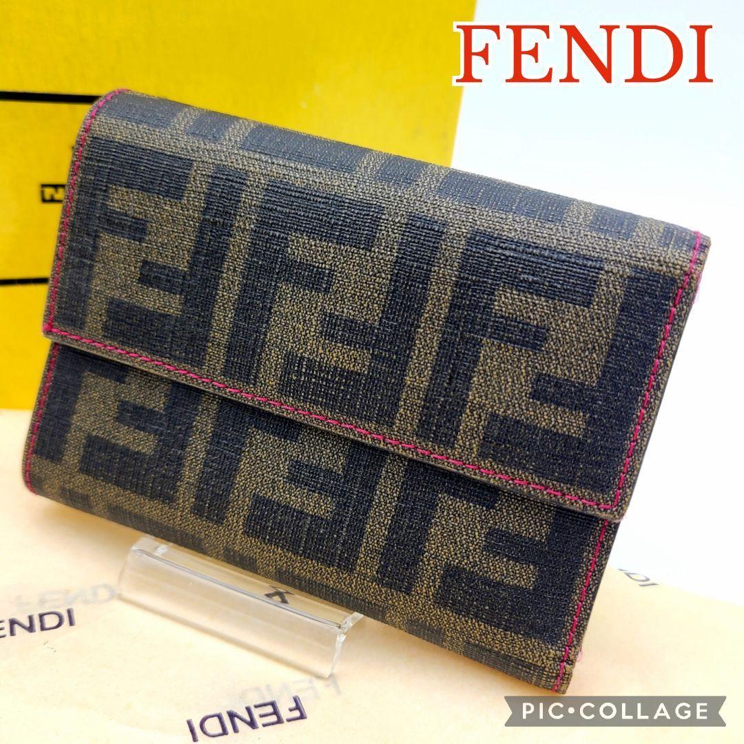 経典ブランド FENDI フェンディ ズッカ柄 コンパクト ピンク 折り財布