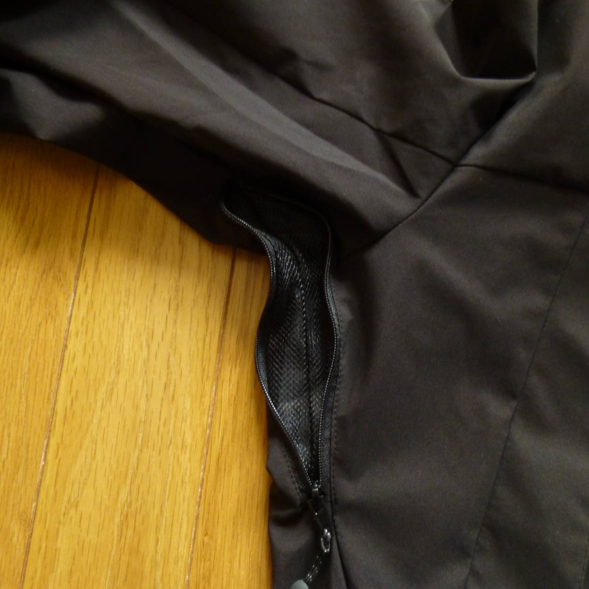 * waterproof . manner jacket * super water-repellent jumper / black /5L/. feather / large size 