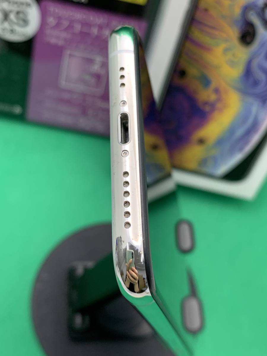 美品 iPhone XS 64GB SIMロック解除済み バッテリー100% 格安SIM可