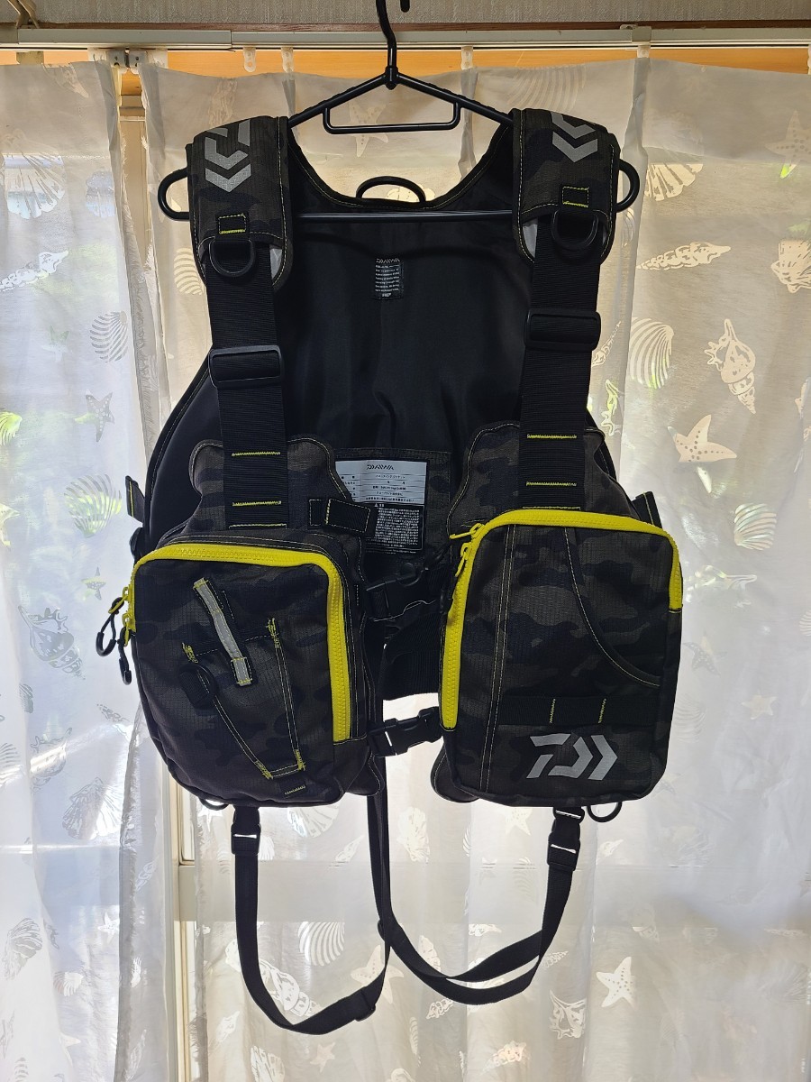 種類豊富な品揃え ダイワ ライトフロートゲームベスト DF-6406 DAIWA LIGHT 美品 FLOAT フローティングベスト ライフジャケット VEST GAME ライフジャケット 種類豊富な品揃え ダイワ ライトフロートゲームベスト DF-6406 DAIWA LIGHT 美品 FLOAT フローティングベスト ライフジャケット VEST GAME ライフジャケット