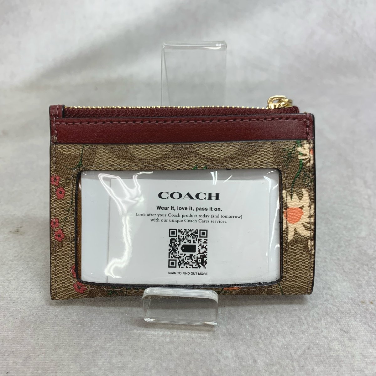  beautiful goods COACH Coach C8733 flower print signature pass case coin case card inserting change purse . floral print khaki lady's bag 