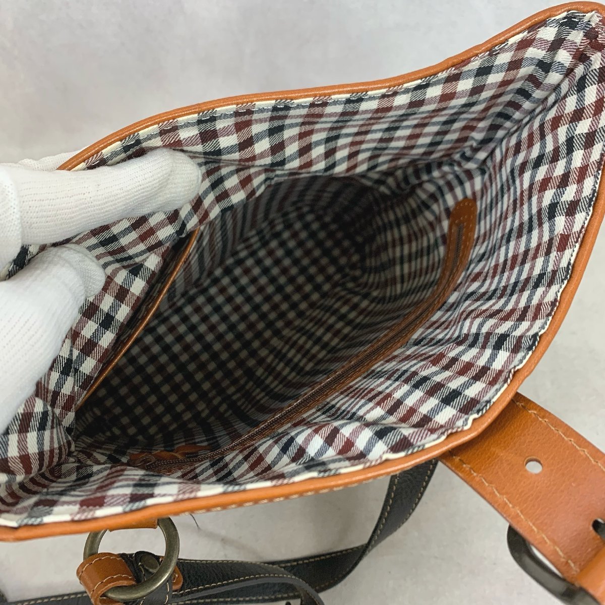 日本に メティエコージ koji metier 美品 ITAGAKI 鞄 ブラック