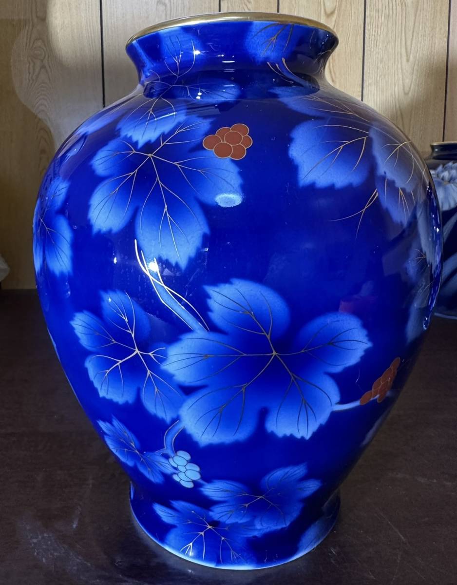 最も優遇の 【深川製 アンティーク】 花器 花柄 青色 花瓶 深川製磁