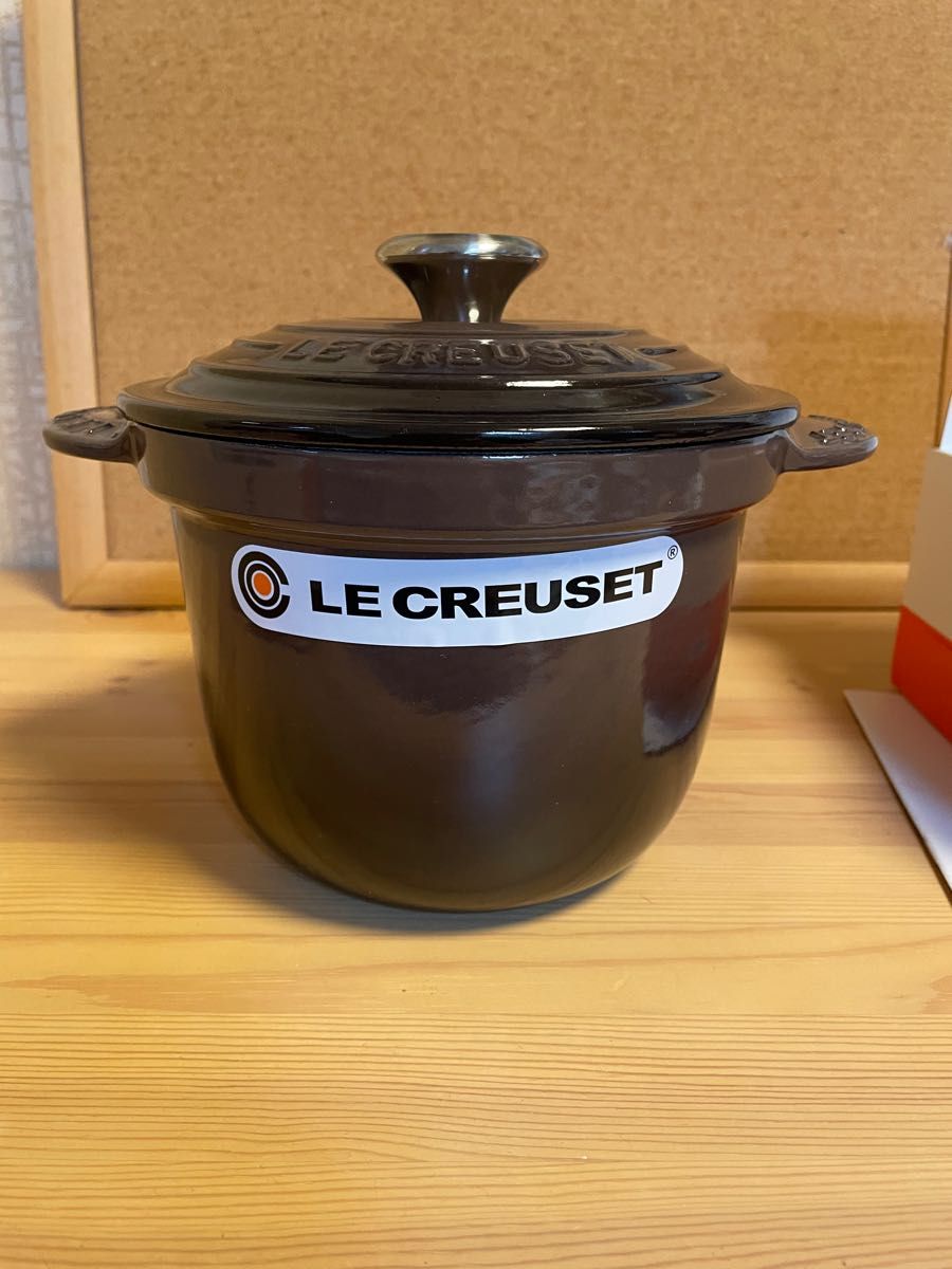 ル・クルーゼ Le Creusetココット・エブリィ 18 ガナッシュ ル・クルーゼ Le Creusetココット・エブリィ 18 ガナッシュ