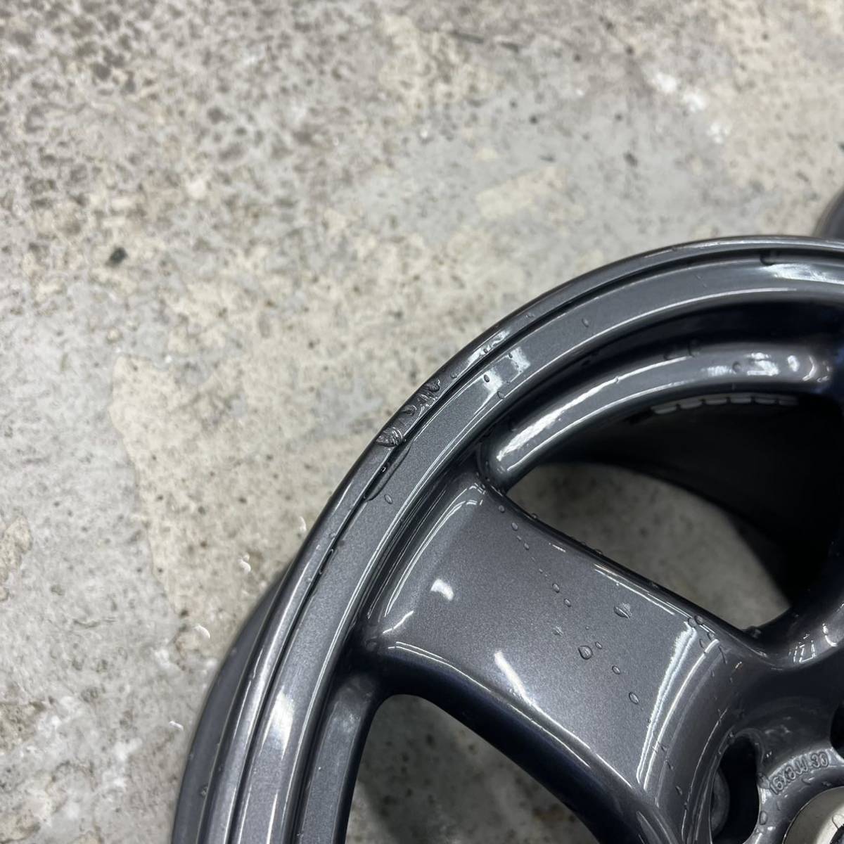 R32 GTR BNR32 純正ホイール アルミ 16インチ 8j +30 r32 114.3 R32 GTR BNR32 純正ホイール アルミ 16インチ 8j +30 r32 114.3