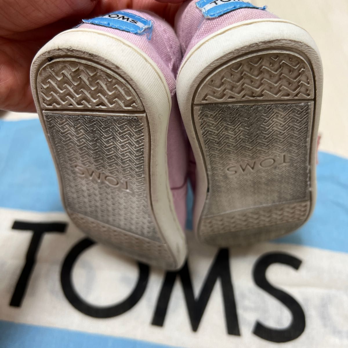 TOMS トムス　スリッポン　女の子　16cm