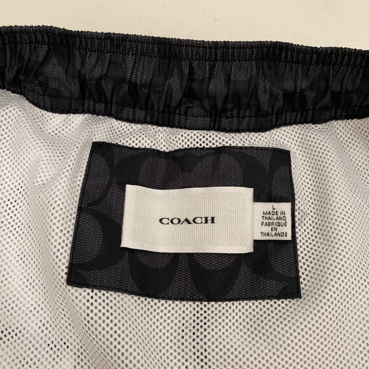 新品未使用 COACH コーチ 水着 スイムウェア ロゴ シグニチャーロゴ 海パン ハーフパンツ ショートパンツ