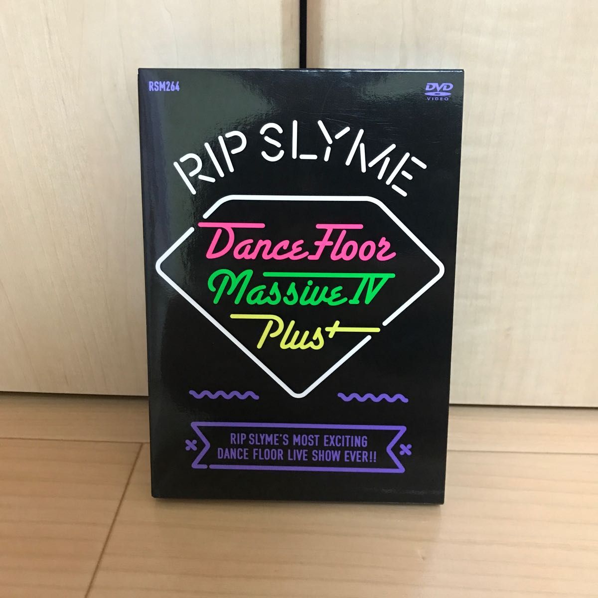 [国内盤DVD] RIP SLYME/DANCE FLOOR MASSIVE IV PLUS 〈2枚組〉 [2枚組]