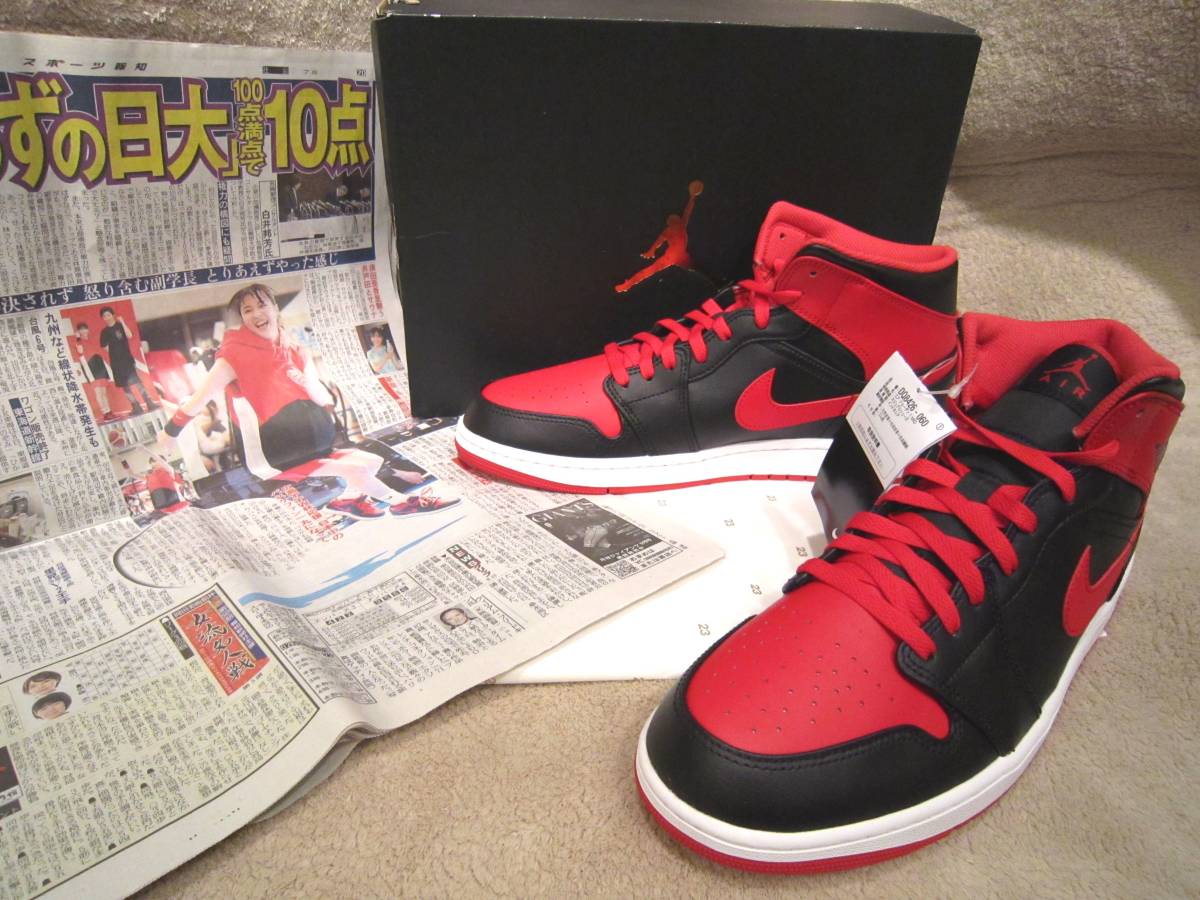 ナイキ エアジョーダン1ミッド（DQ8426 060）黒赤 30.5㎝ US12.5　　　NIKE AIR JORAN 1 MID black/fire red 22年製　広瀬すず着用 pg2308_画像1