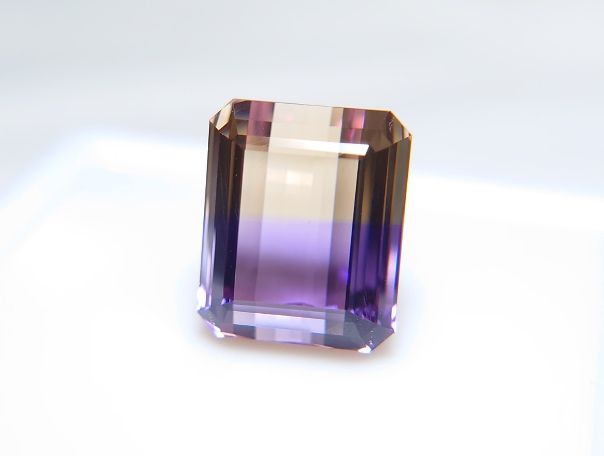 極美品！　アメトリン　7.59ct ルース（LA-6342）