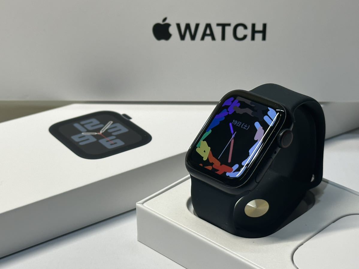 ☆即決 美品 100% Apple Watch SE2 40mm 第二世代 ミッドナイトアルミニウム アップルウォッチ GPS+Cellularモデル  728