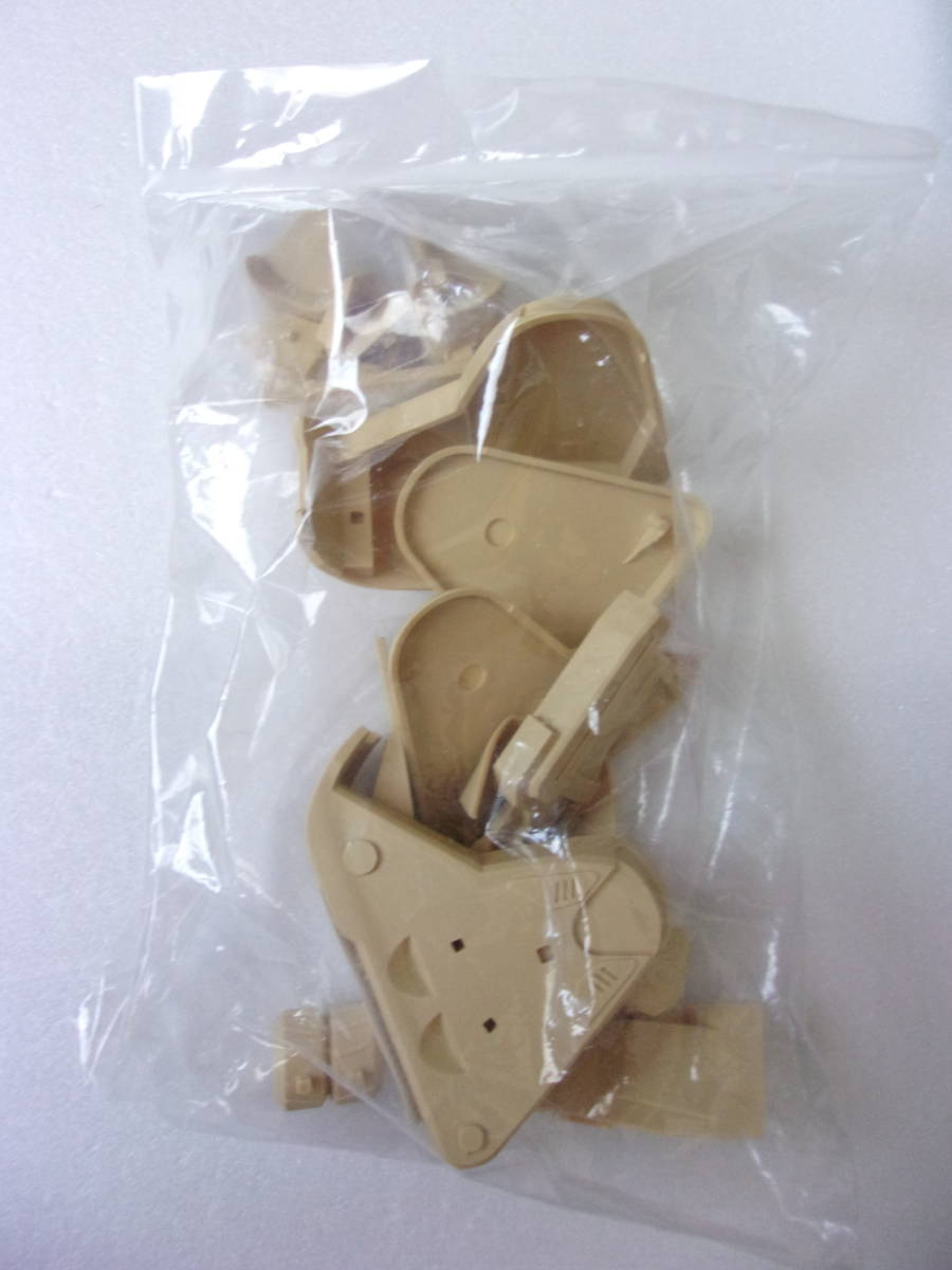 wave wave 1/24 tea bi.- for ice b low wa-( parts only ) cast garage kit used present condition goods / Armored Trooper Votoms 