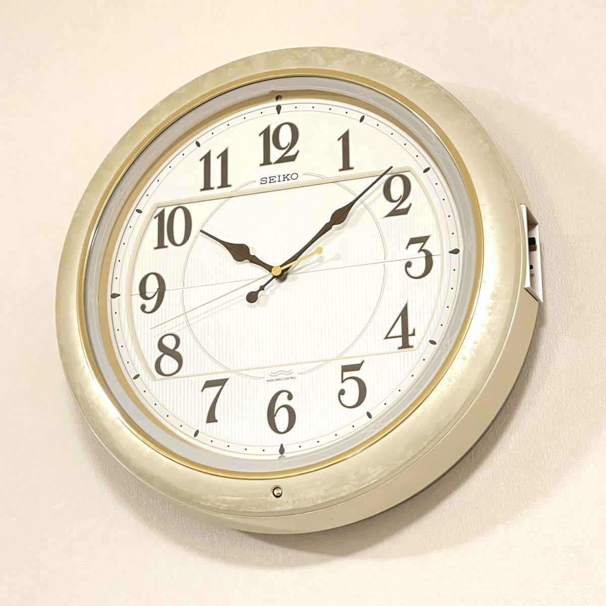美品】SEIKO WaveSymphony RE811P からくり時計 クロックハウス 美品】SEIKO WaveSymphony RE811P からくり時計 クロックハウス