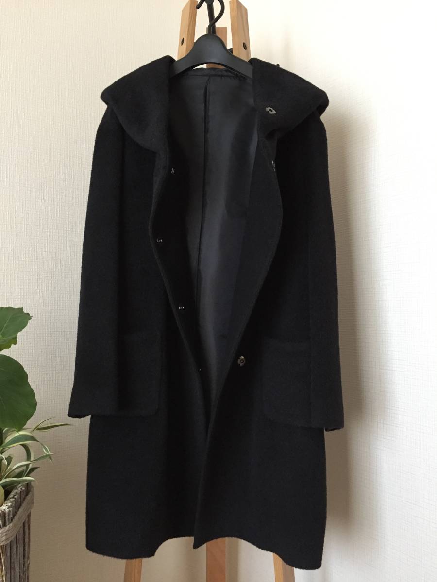 低価格で大人気のジャケット/アウターポンチョ 黒のケープ(Gabardine KT)