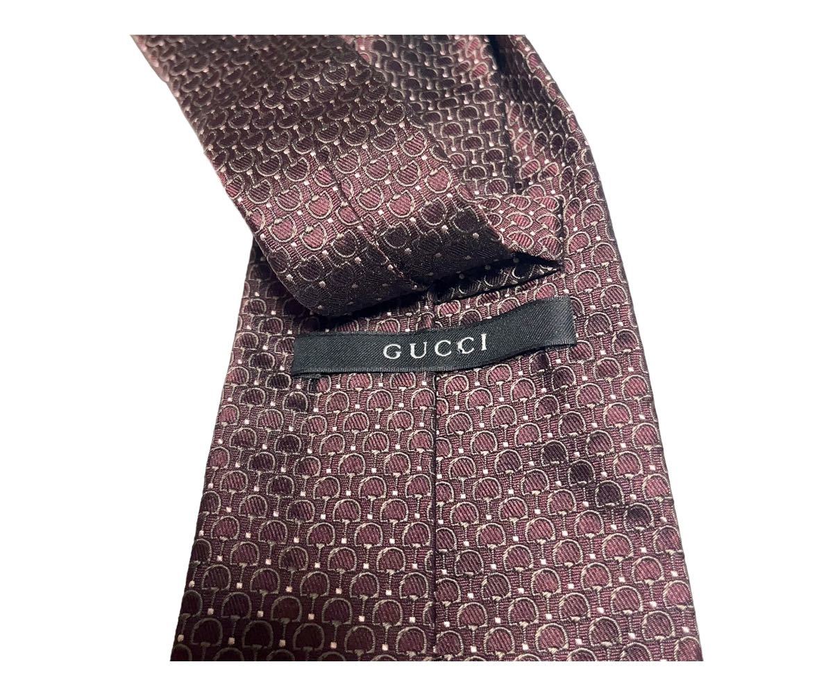 GUCCI グッチ　小紋柄 ネクタイ エンジ　イタリア製 _画像3