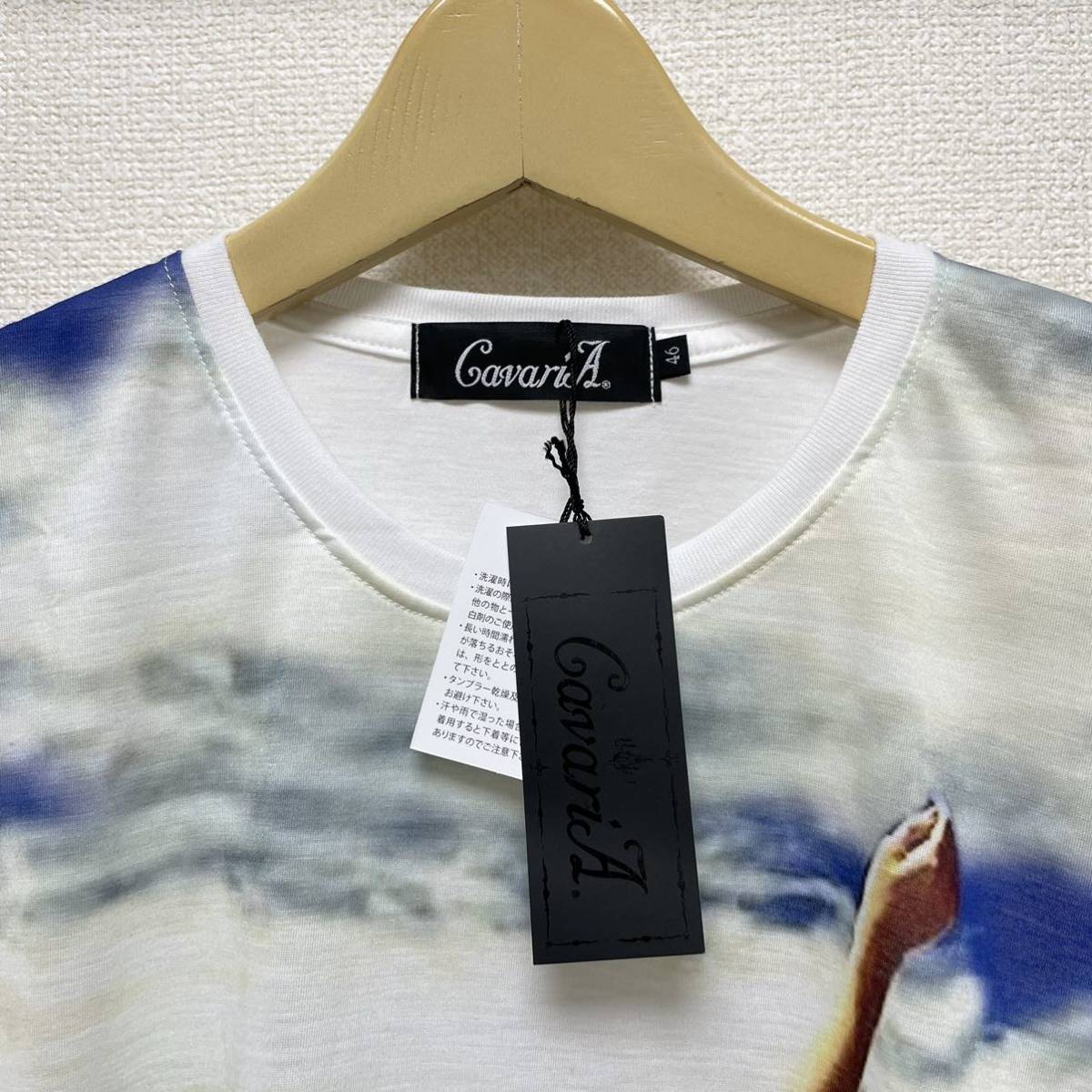 cavariA プリントTシャツ　半袖Tシャツ　半袖カットソー　白Tシャツ