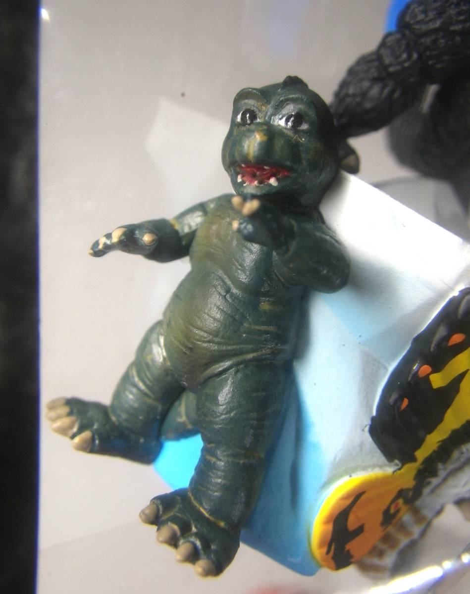 50th GODZILLA FINAL WARS 2004 ゴジラ ファイナルウォーズ ミニラ モスラ フィギュア キーホルダー キーチェーン 50周年記念_画像5