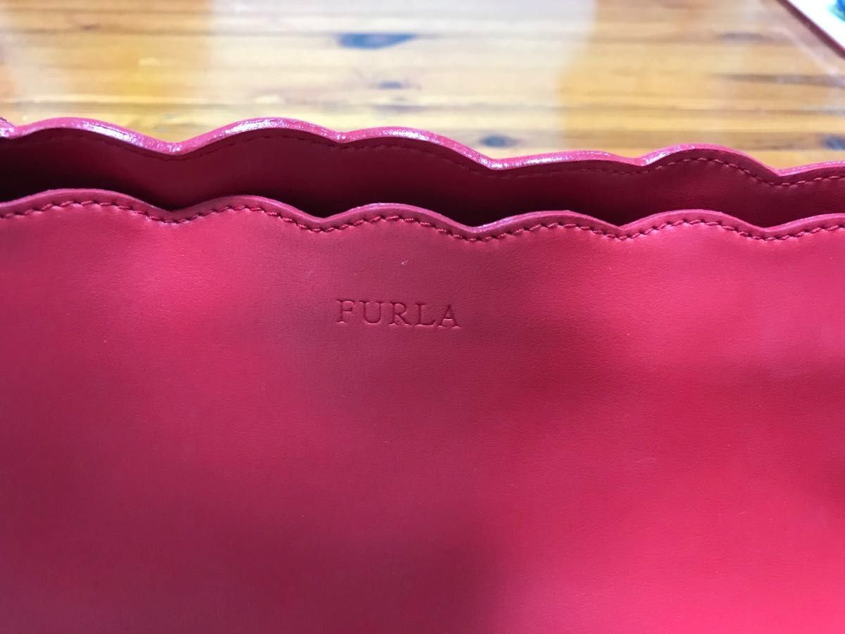 FURLA  ショルダーバッグ　ハンドバック　本革　イタリア製　