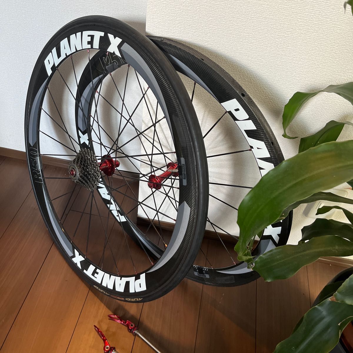 【PLANET X】R50 カーボンホイール シマノ10sスプロケット付き チューブラ リムブレーキ