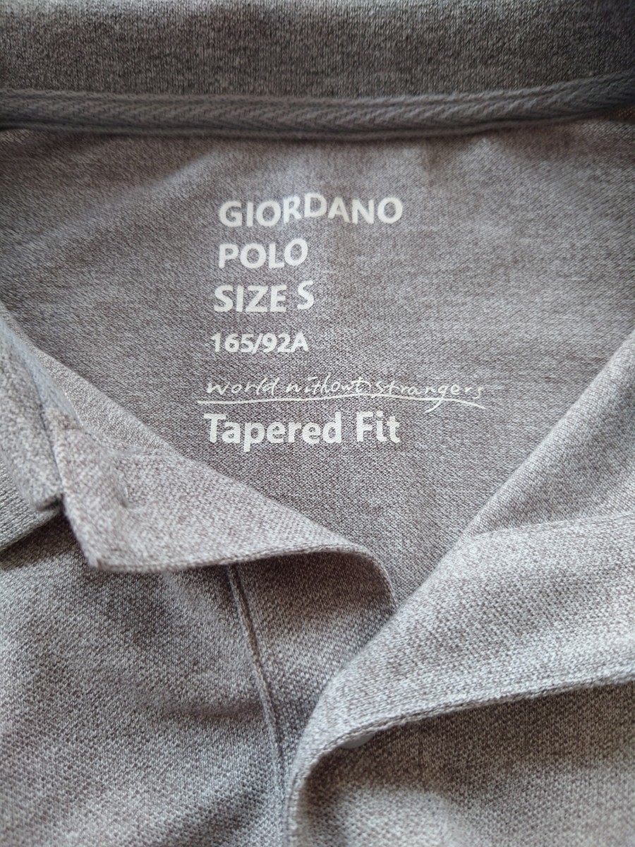 新品GIORDANO ジョルダーノ ライオン刺繍 グレイ半袖ポロシャツSサイズの画像4
