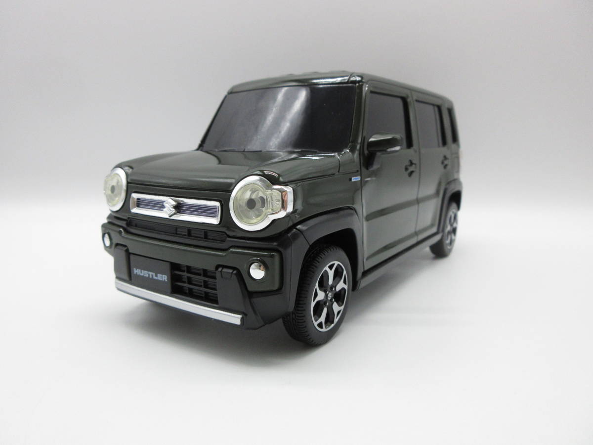 1/18 SUZUKI スズキ 新型ハスラー HUSTLER ディーラー展示用　非売品 ミニカー カラーサンプル　クールカーキパールメタリック_画像1