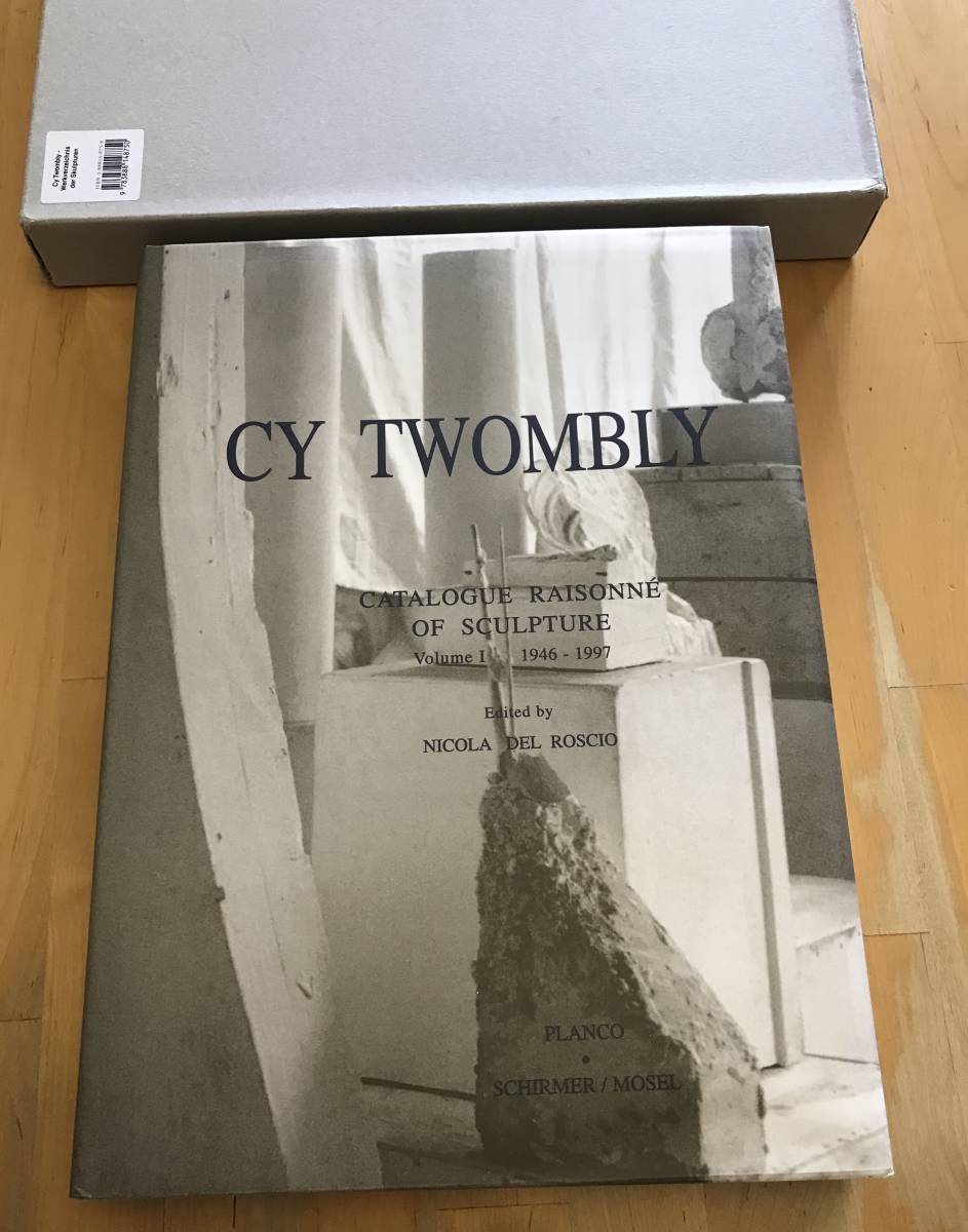 本物の 古本 Cy Twombly Catalogue Raisonne of Sculpturevolume 1946
