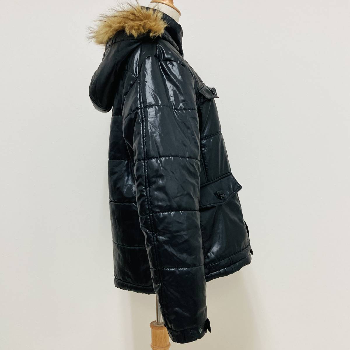 a02882 美品 AVAIL メンズ ダウンジャケット フード ファー a02882 美品 AVAIL メンズ ダウンジャケット フード ファー