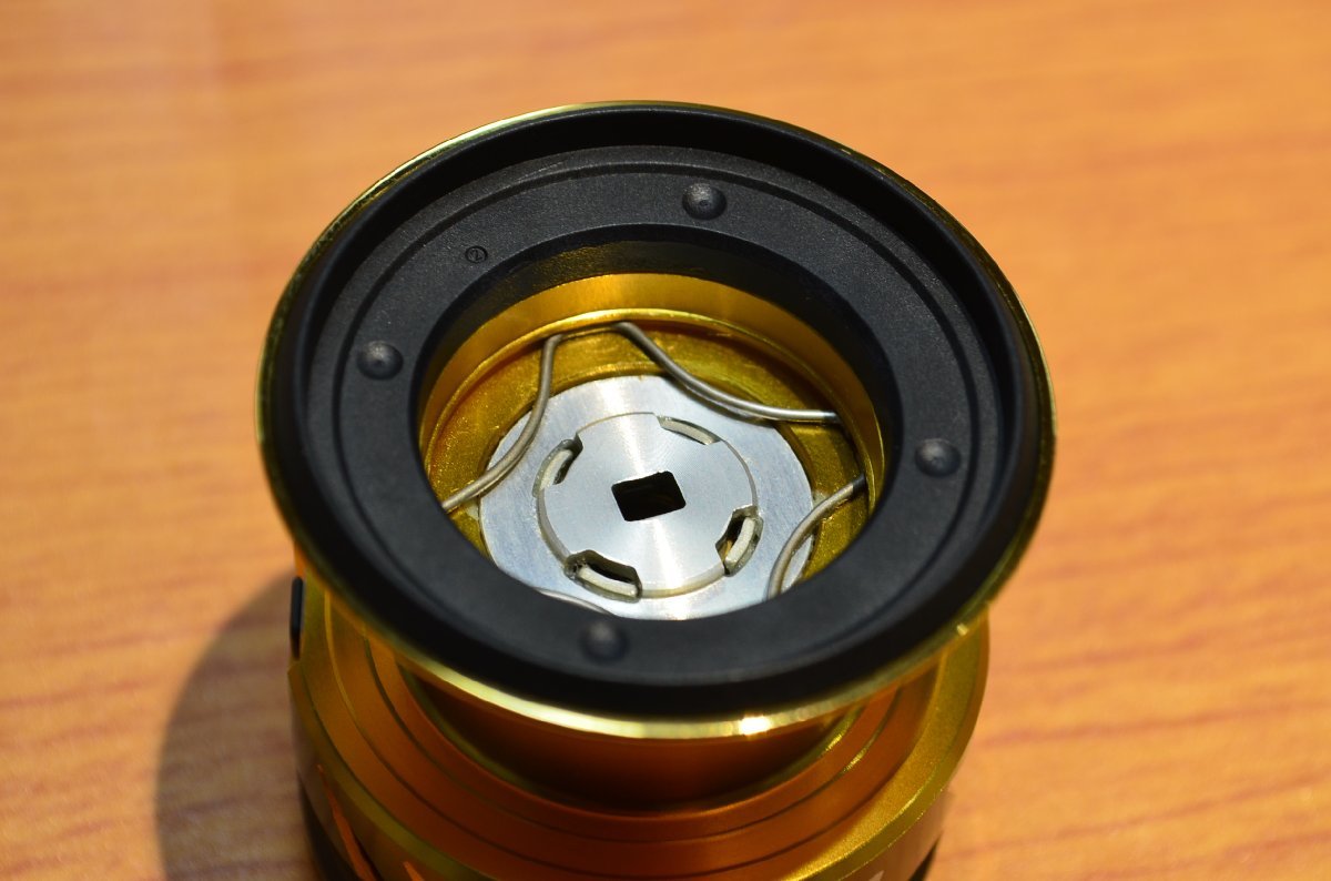 美品☆】シマノ 20 ツインパワー C3000XG スプール SHIMANO TWIN POWER