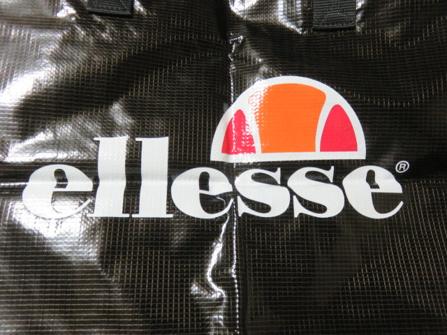 ellesse エレッセ ボストンバッグ 軽量 コンパクト サイズ450-350-140㎜ ブラック ファスナー３方向迄開けられます 便利 未使用_画像2