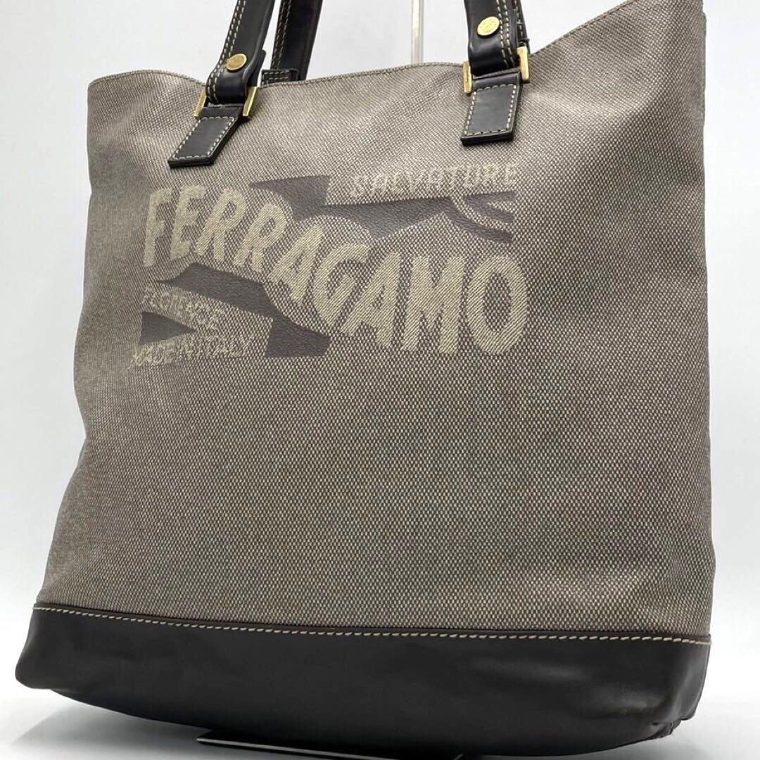 Yahoo!オークション   激レア○極美品○Salvatore Ferragamo フ