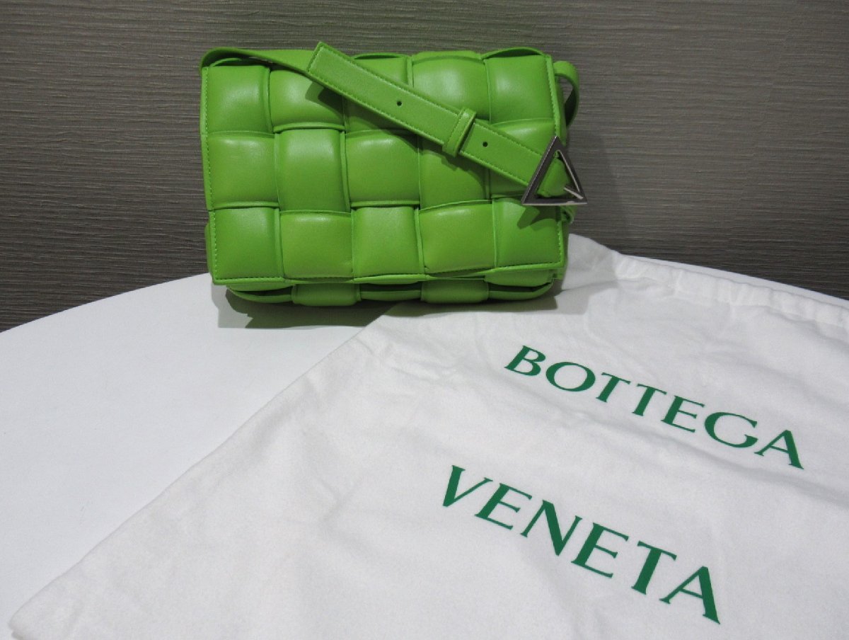 珍しい BOTTEGA VENETAボッテガ・ヴェネタ 正規品 良品 イタリア製 黒