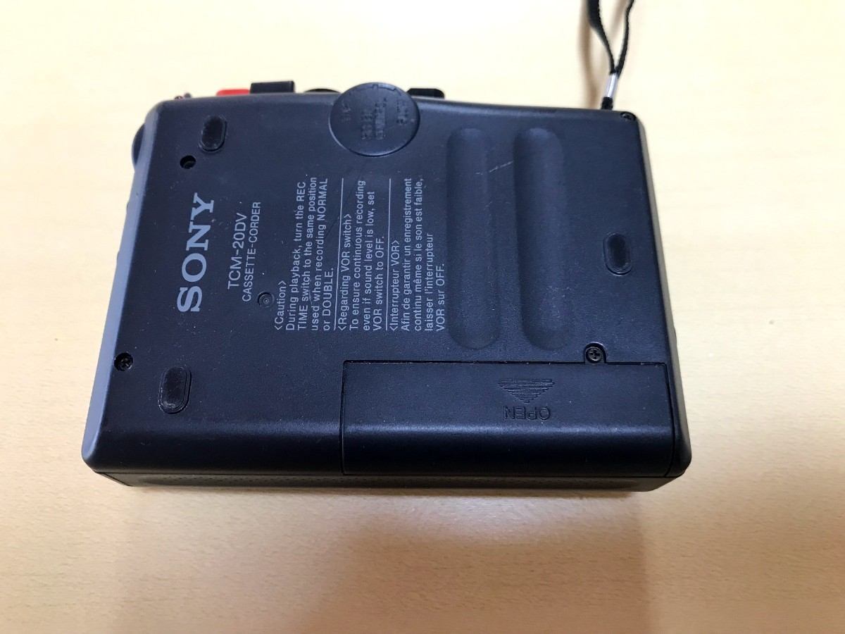 【 подержанный товар /...】 Sony TCM-20DV used  кассета   лента    магнитофон  плеер    Sony  Сёва   ретро   музыка   воспроизведение   звукозапись    портативный  