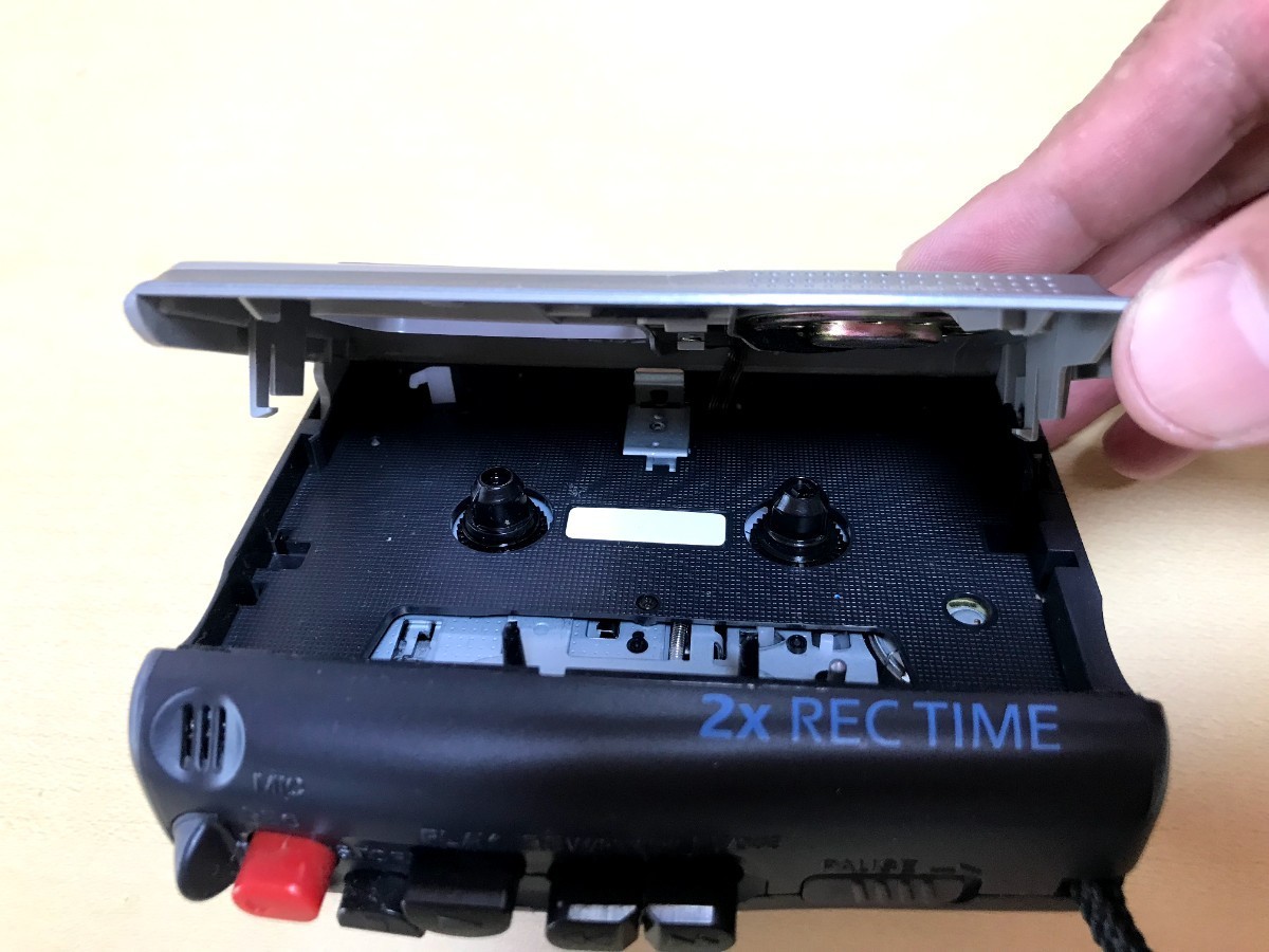 【 подержанный товар /...】 Sony TCM-20DV used  кассета   лента    магнитофон  плеер    Sony  Сёва   ретро   музыка   воспроизведение   звукозапись    портативный  
