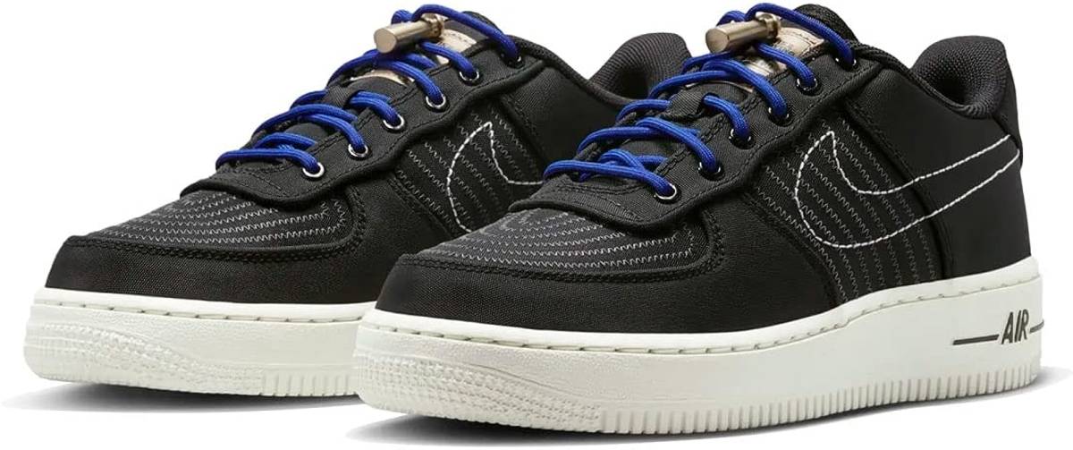 新品未使用 NIKE 24.0cm ナイキ AIR FORCE 1 LV8 3 エアフォース AF1