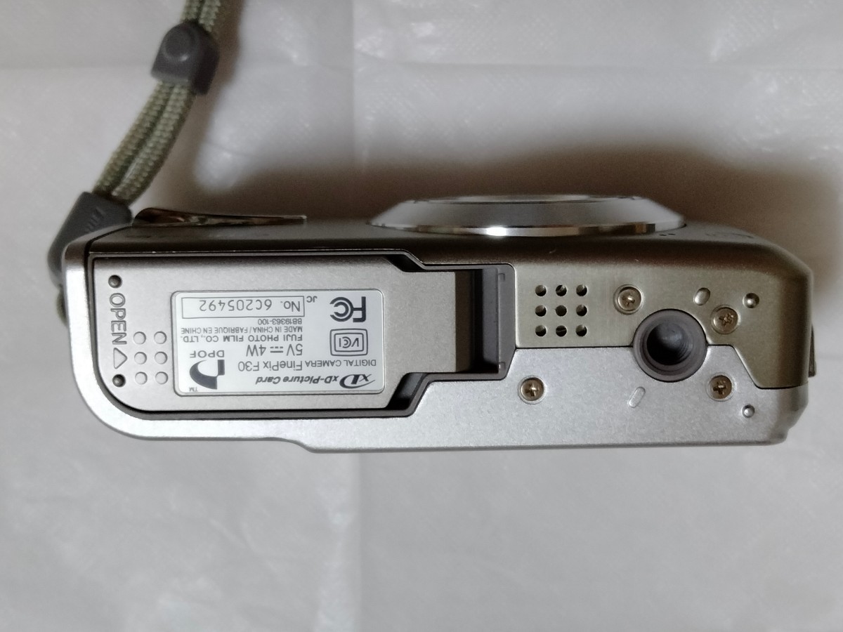 FUJIFILM FinePix F30 動作確認済|Yahoo!フリマ(旧PayPayフリマ) FUJIFILM FinePix F30 動作確認済|Yahoo!フリマ(旧PayPayフリマ)