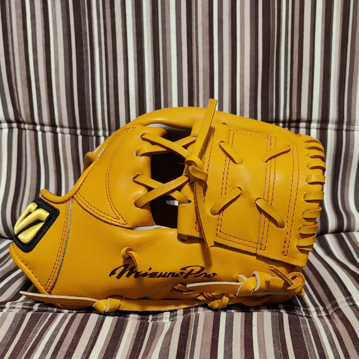 MIZUNO - 【直営店限定モデル】復刻版ビックM 軟式ミズノプロ MIZUNO - 【直営店限定モデル】復刻版ビックM 軟式ミズノプロ