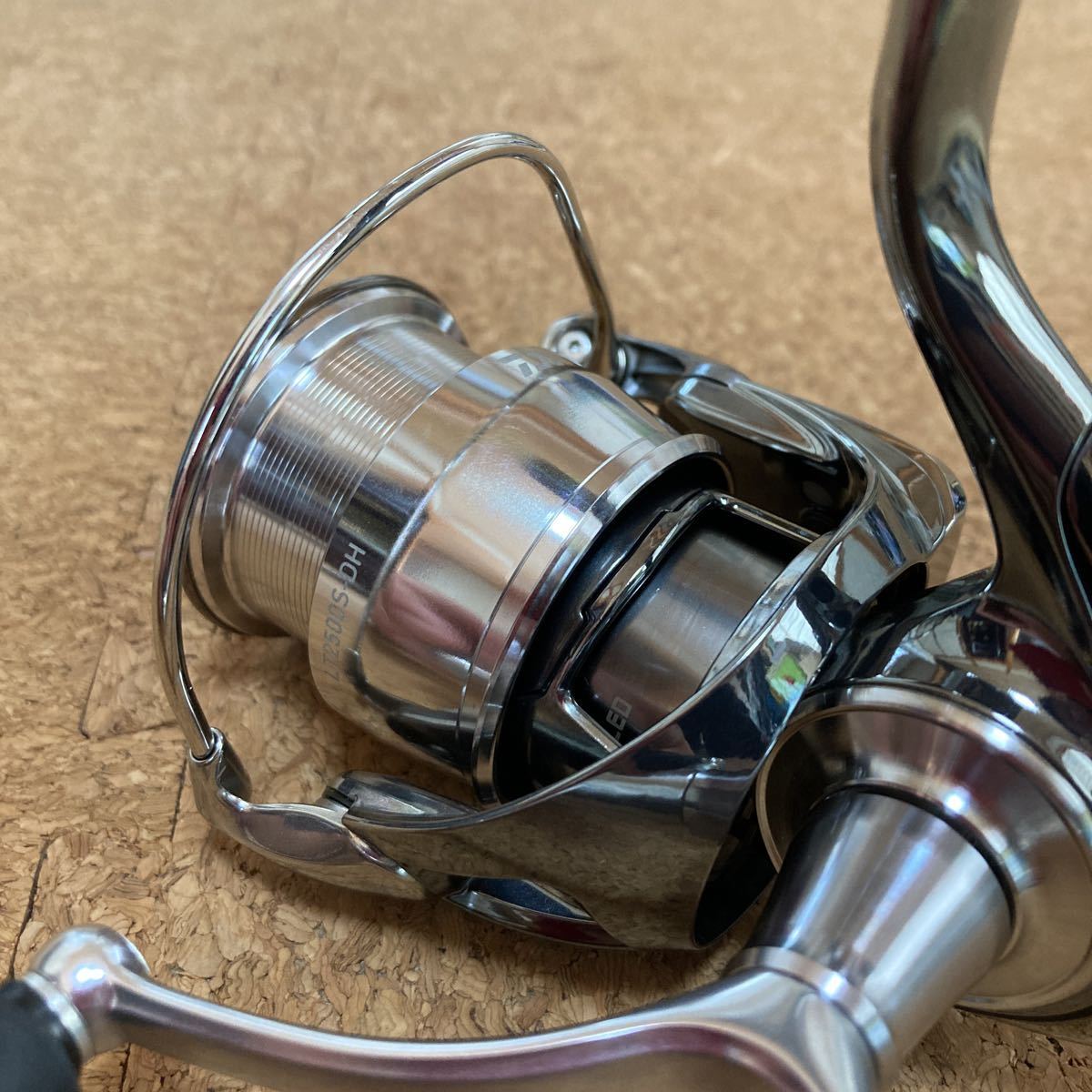 ダイワ 22イグジスト LT2500S-DH 美品 ダブルハンドル スピニング